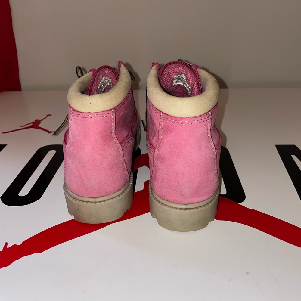 Pink Timberland boots - Picture 2 of 3